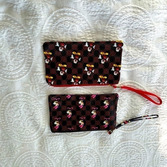 Disney: NWOT Mickey and Mini wristlets. - Picture 2 of 4